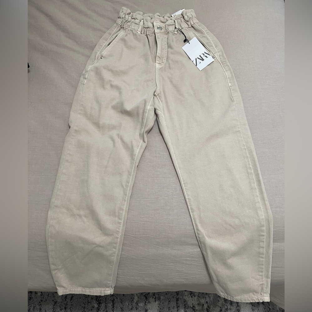 NWT ZARA High Waisted Khaki “Paperbag” Baggy Ankle Jeans Size 2
